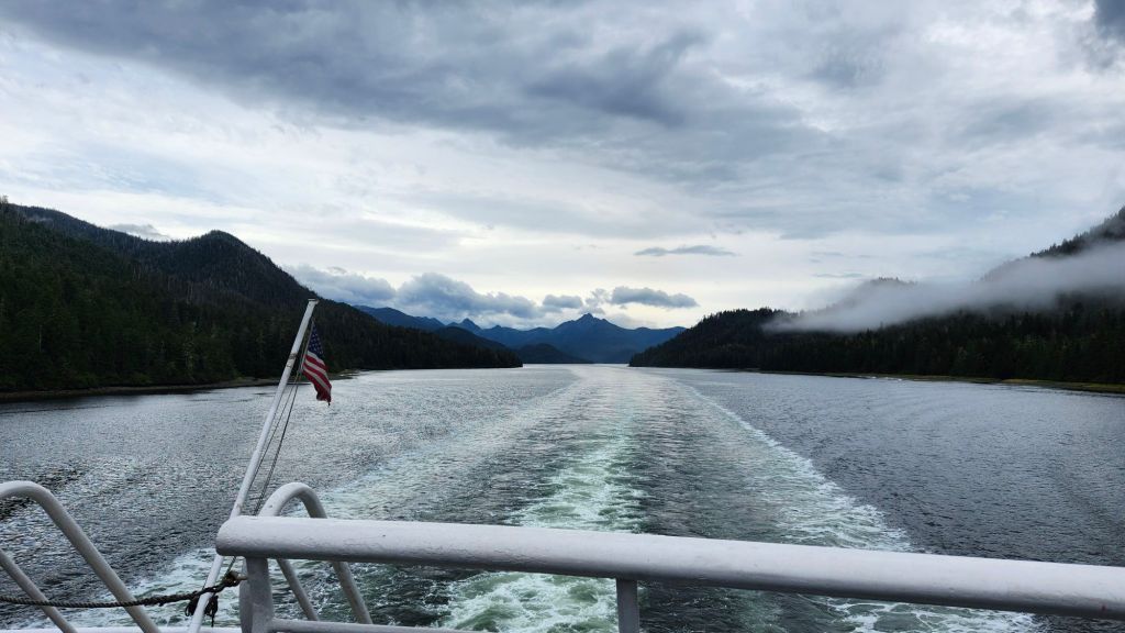 MV Columbia, Day&nbsp;2